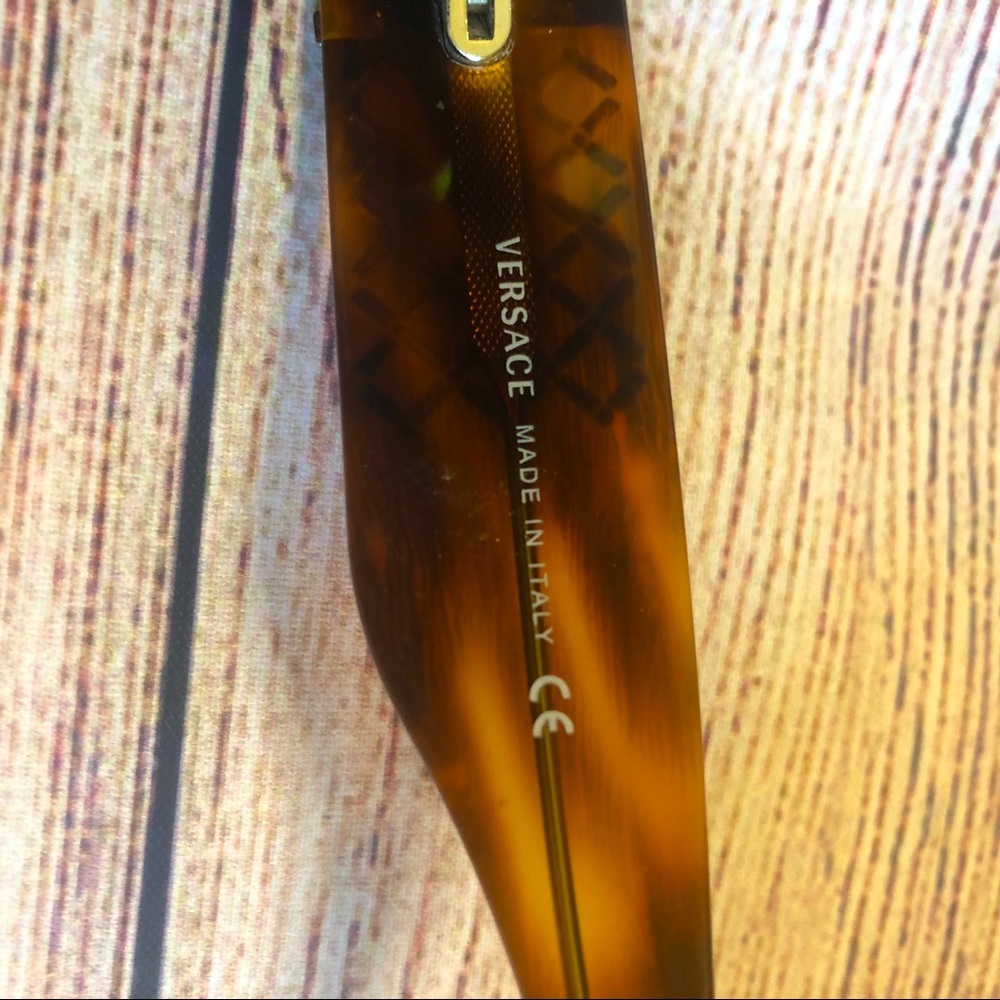 Authentic VERSACE tortoise shell sunglasses - Picture 7 of 9